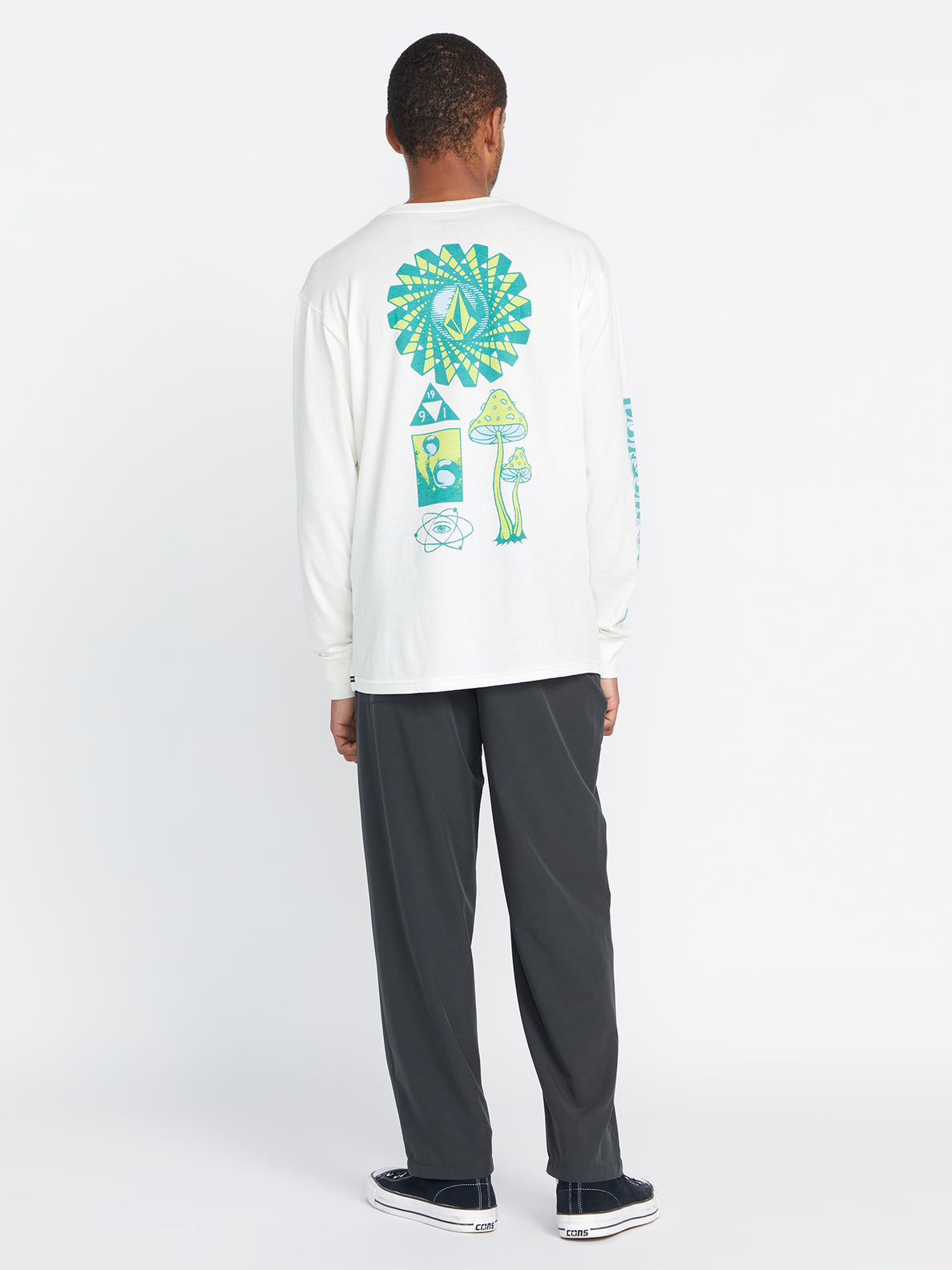 Farm to Yarn Molchat Long Sleeve Tee - Off White – Volcom Japan