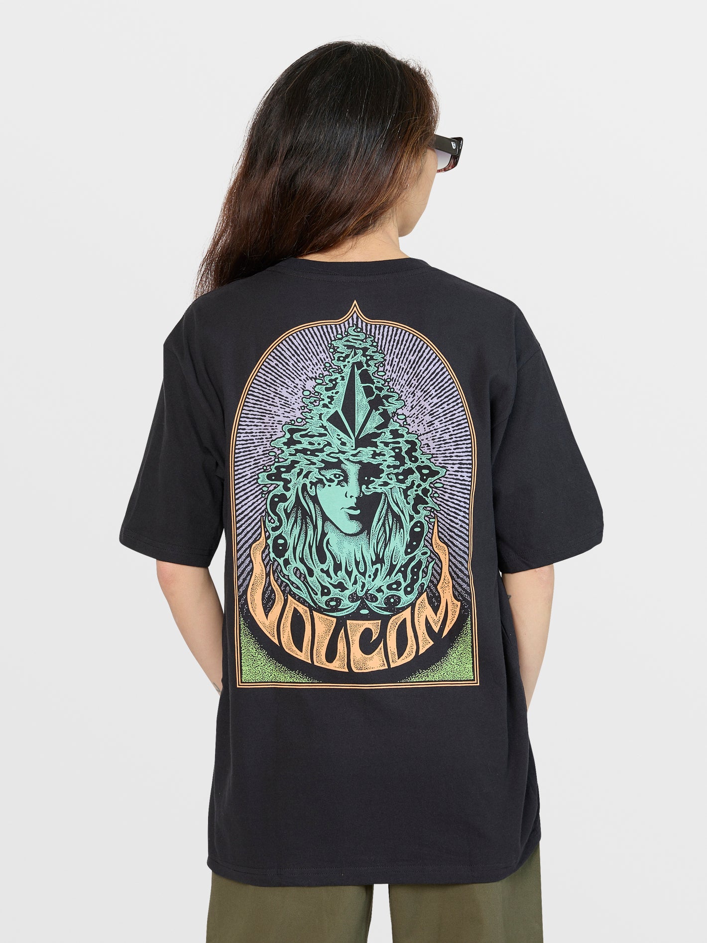 Nancy Short Sleeve Tee Shirt - Black – Volcom Japan