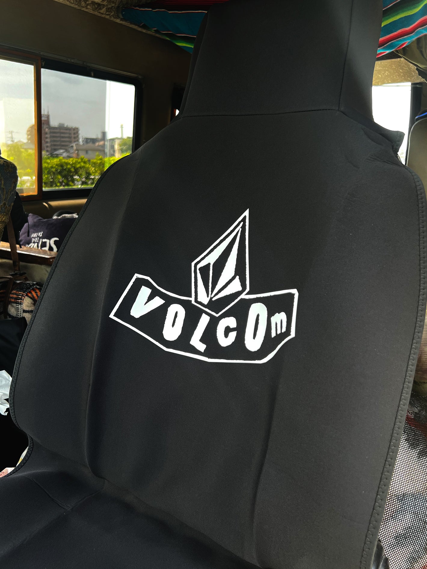 Pistol Stone Driver Seat Cover - Black | Volcom Japan