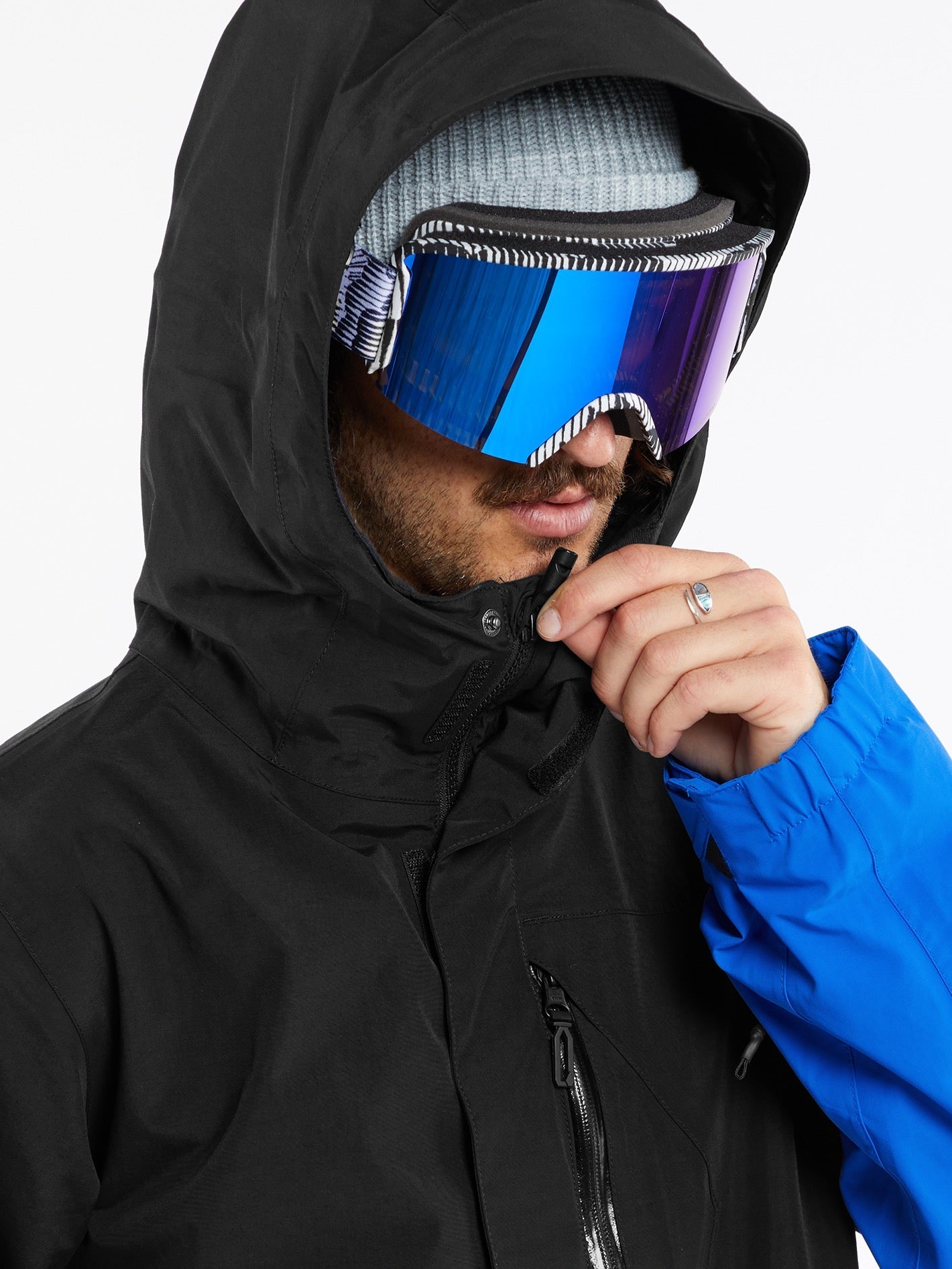 Mens L Insulated Gore-Tex Jacket - Electric Blue | Volcom Japan