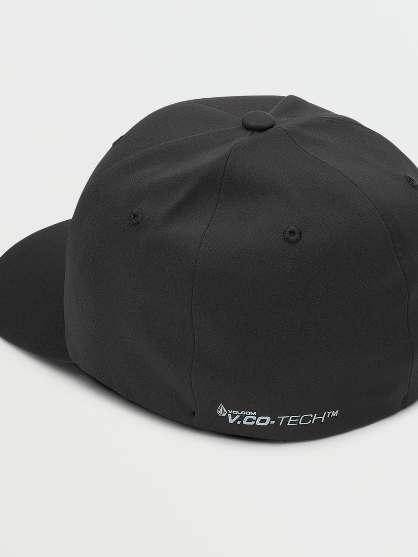 STONE TECH FLEXFIT DELTA HAT - BLACK