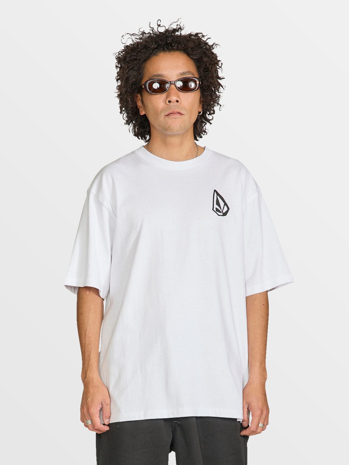 Jamie Lynn Short Sleeve Tee - White – Volcom Japan